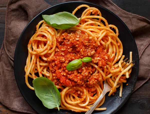 Mennyibe kerül egy adag bolognai spagetti házilag? Mennyibe kerül egy adag bolognai spagetti házilag?