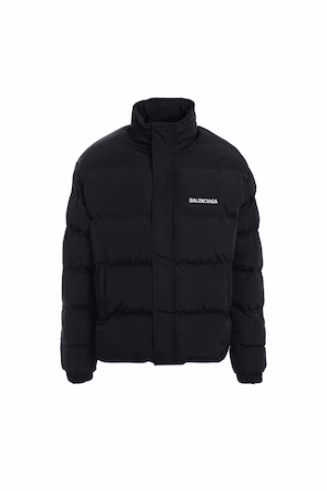 Mennyibe kerül egy Balenciaga kabát?