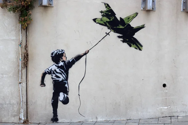 Mennyibe kerül egy Banksy alkotás?