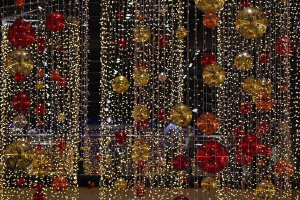 Mennyibe kerül a karácsonyi világítás a villanyszámlán?