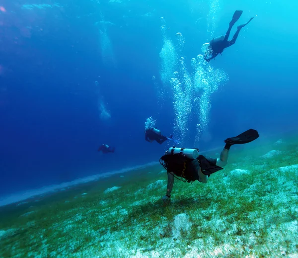 Mennyibe kerül egy búvártanfolyam?