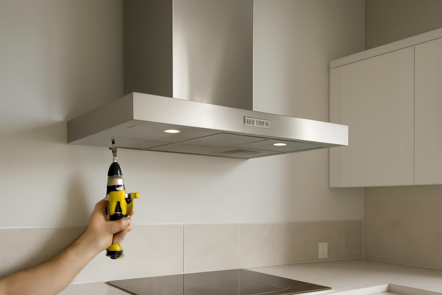 Mennyibe kerül a páraelszívó kiépítése?